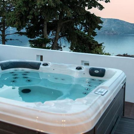Sunny Bay Villa Agia Marina  Exteriör bild