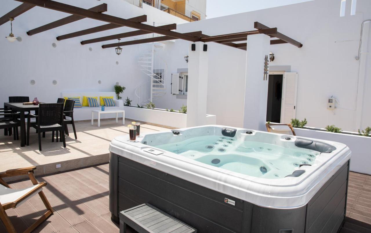 Sunny Bay Villa Agia Marina  Exteriör bild
