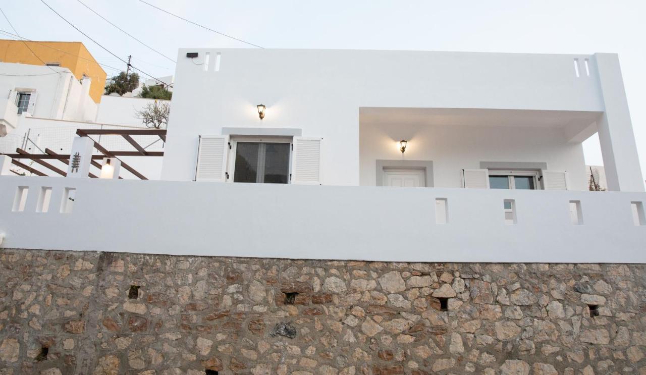 Sunny Bay Villa Agia Marina  Exteriör bild