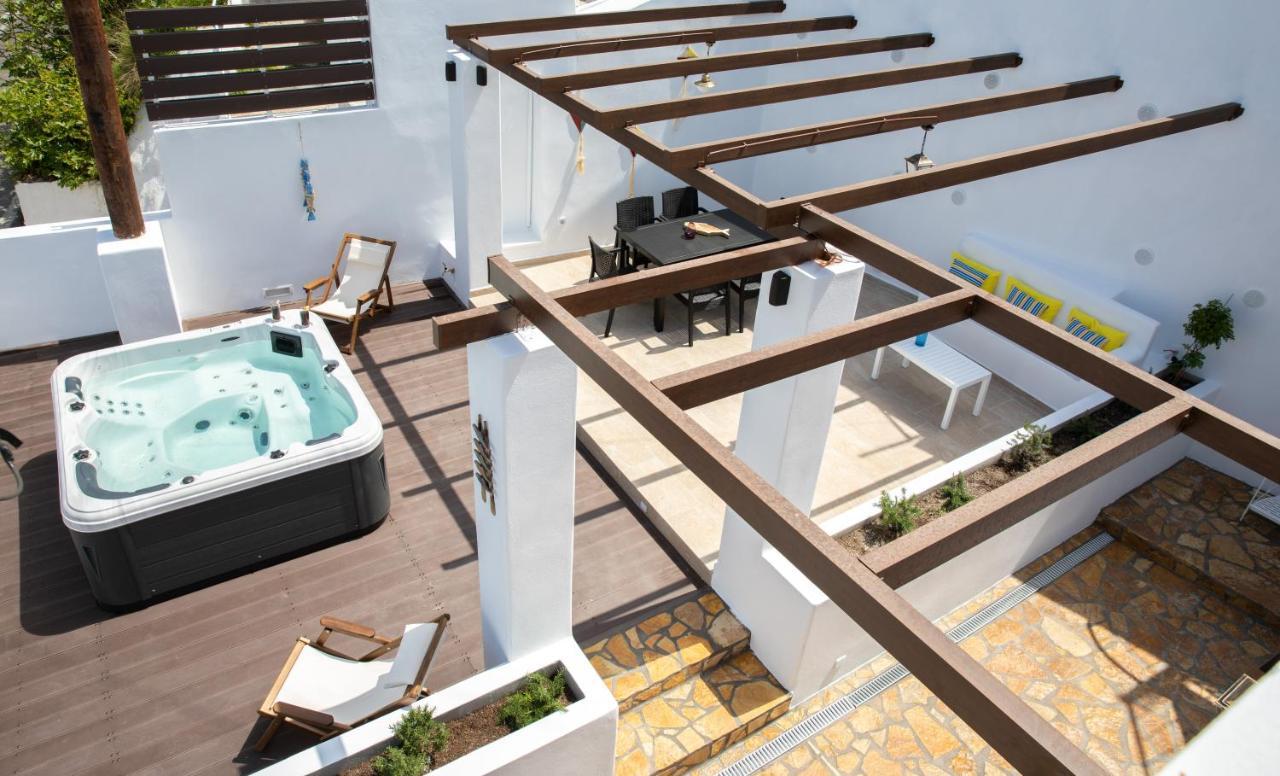 Sunny Bay Villa Agia Marina  Exteriör bild