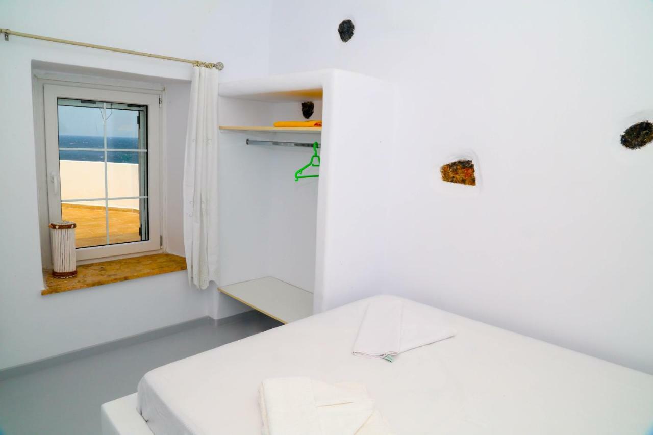 Sunny Bay Villa Agia Marina  Exteriör bild