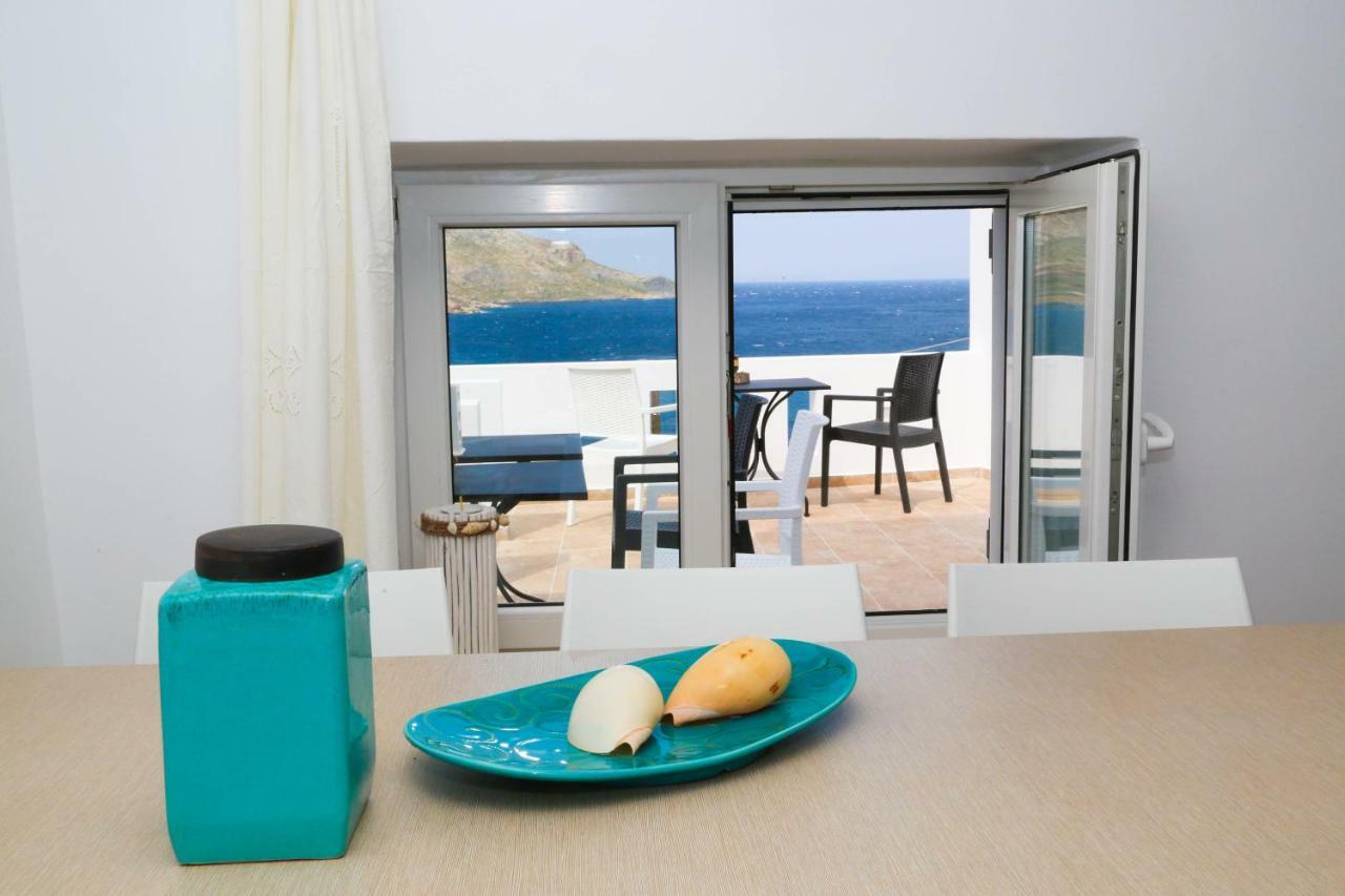 Sunny Bay Villa Agia Marina  Exteriör bild
